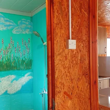 Bungalow Hotel