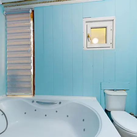 Bungalow 3*